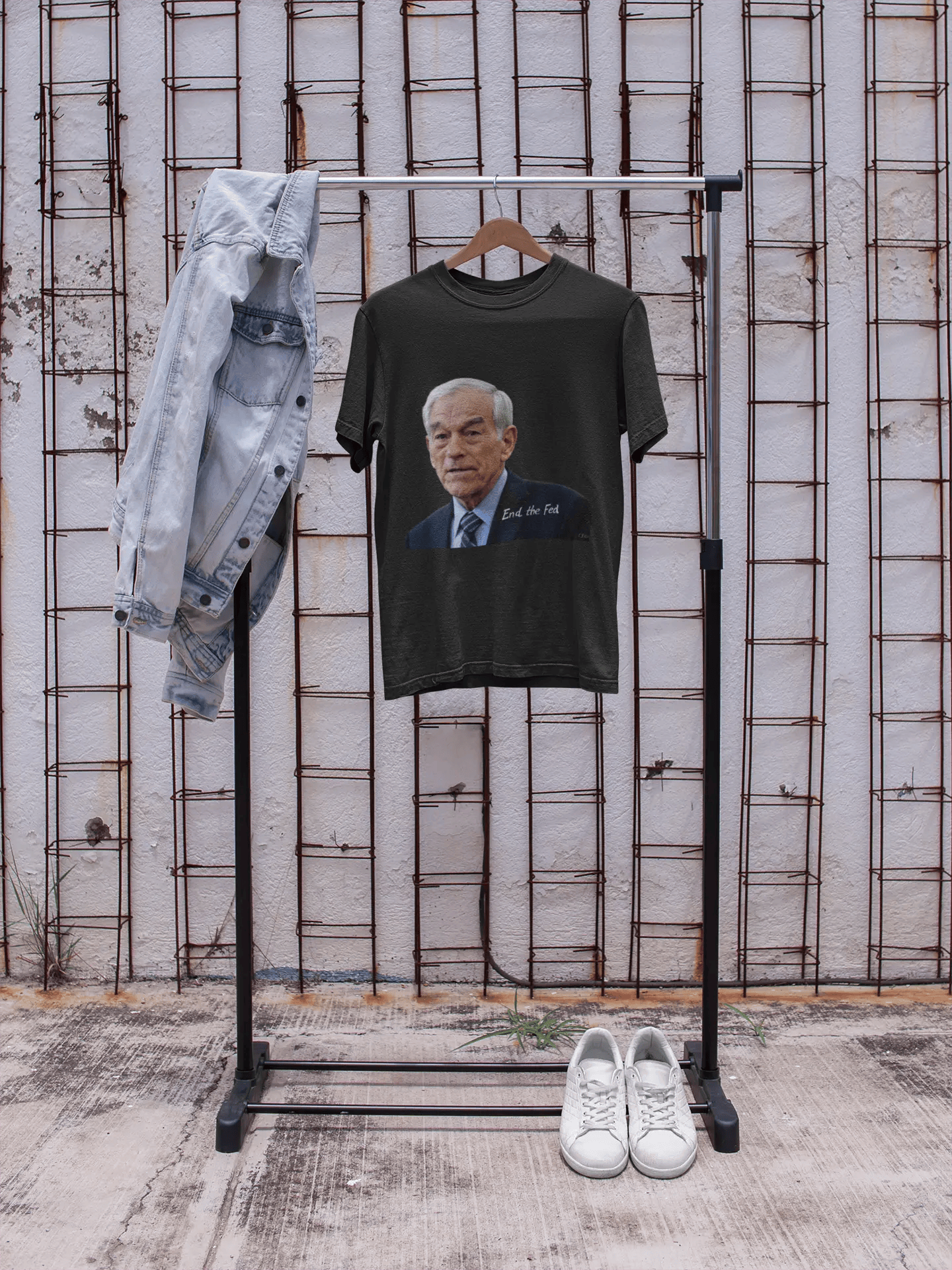 AnchorFinds.com T-Shirt End the Fed Ron Paul Unisex Heavy Cotton Tee